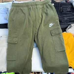 NIKE SWEATS